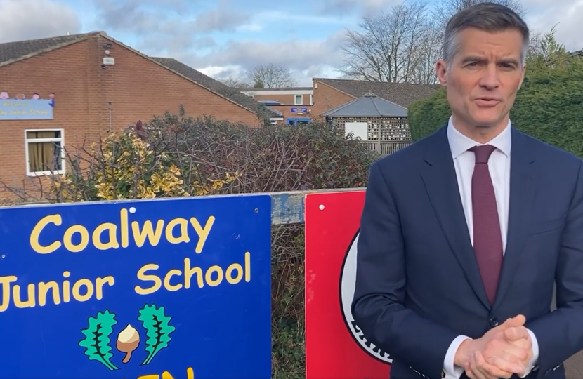 Mark Harper visits Coalway Junior School